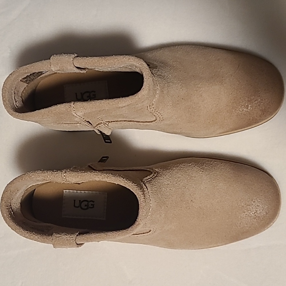 Ugg leather boots